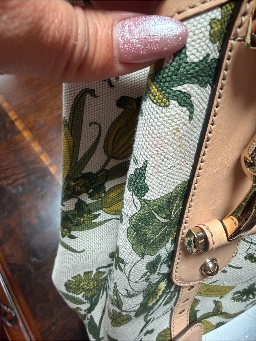 Gucci Rare Pelham Flora Tote - Picture 8 of 11